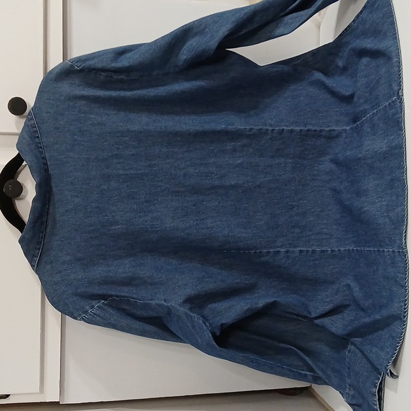 Embroidered Faded Glory button down shirt size extra large - Picture 9 of 10